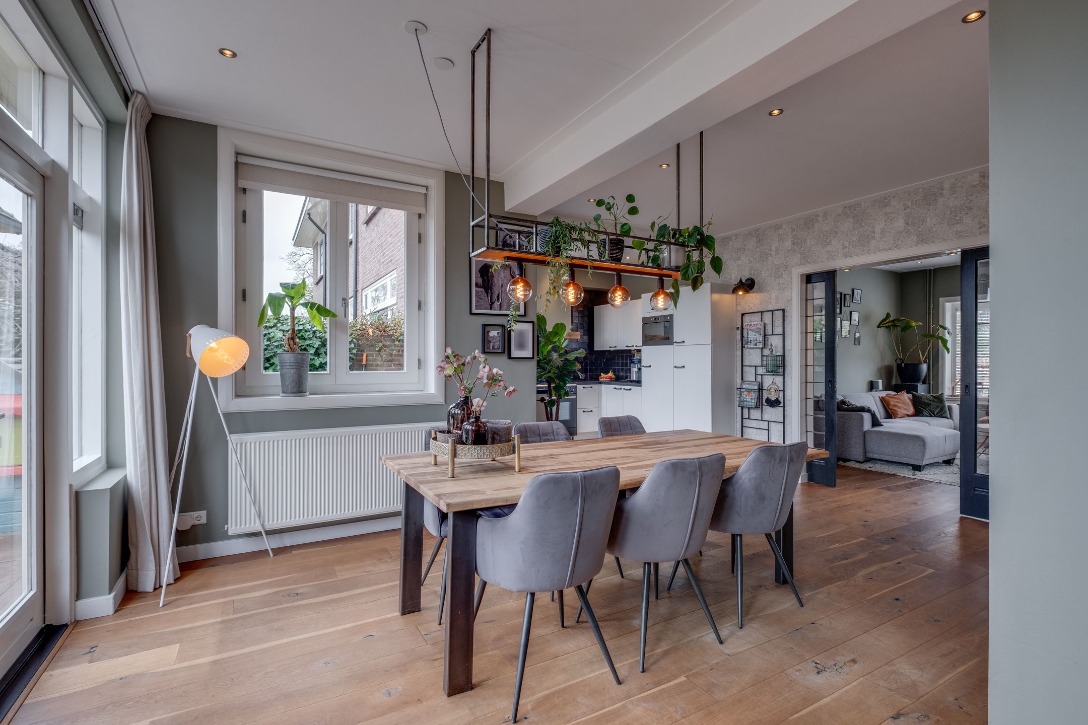 Photo 9 of Koningin Mariastraat 2-C