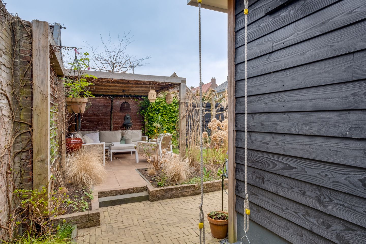 Photo 29 of Koningin Mariastraat 2-C