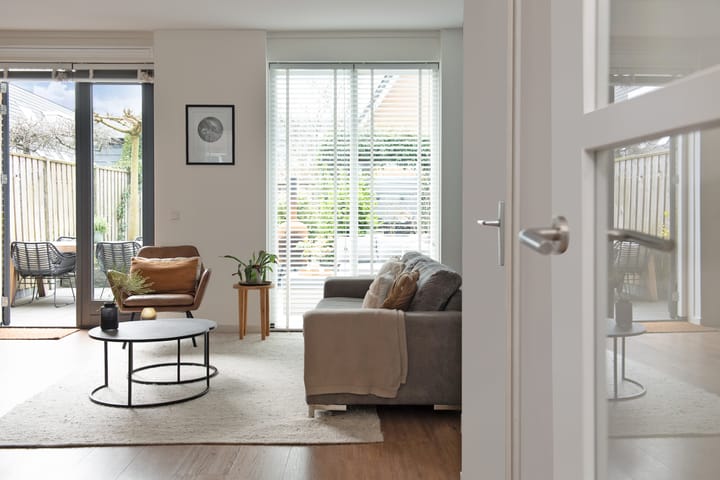 Foto 2 van Straat van Messina 12-B