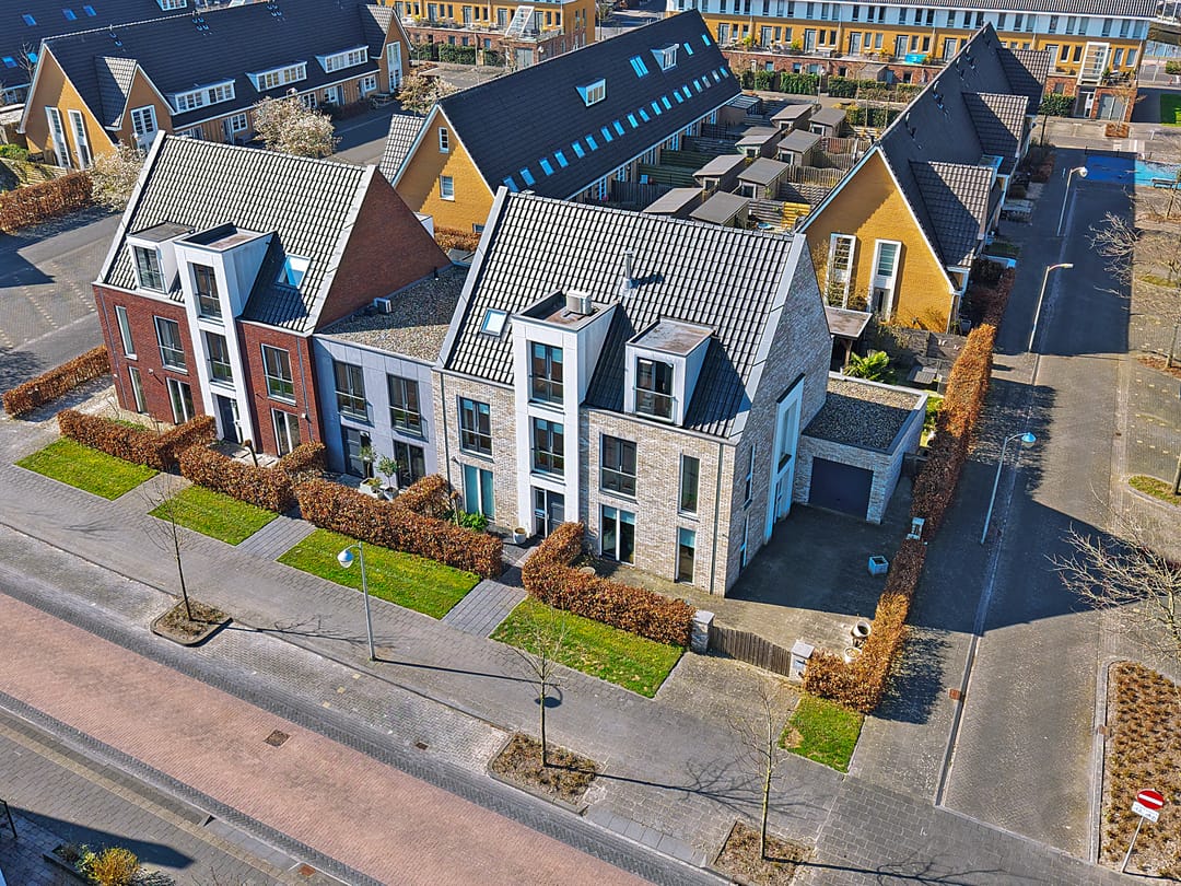 Photo 7 of Straat van Messina 12-B