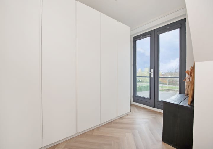 Foto 35 van Straat van Messina 12-B