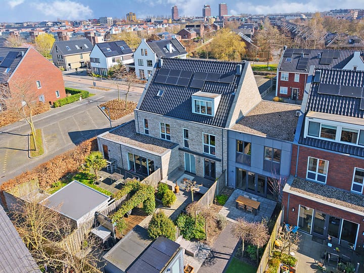 Foto 38 van Straat van Messina 12-B