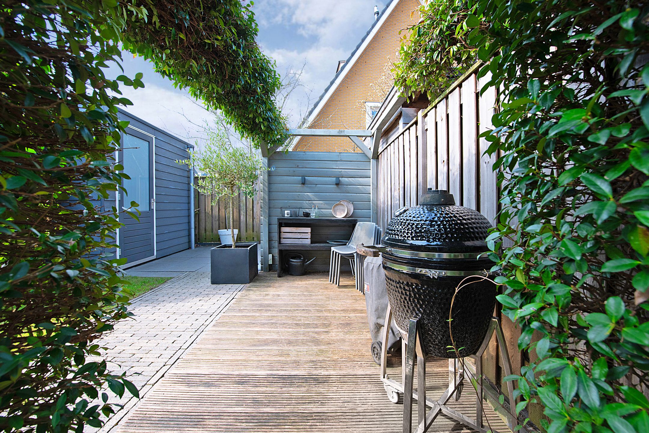 Photo 39 of Straat van Messina 12-B