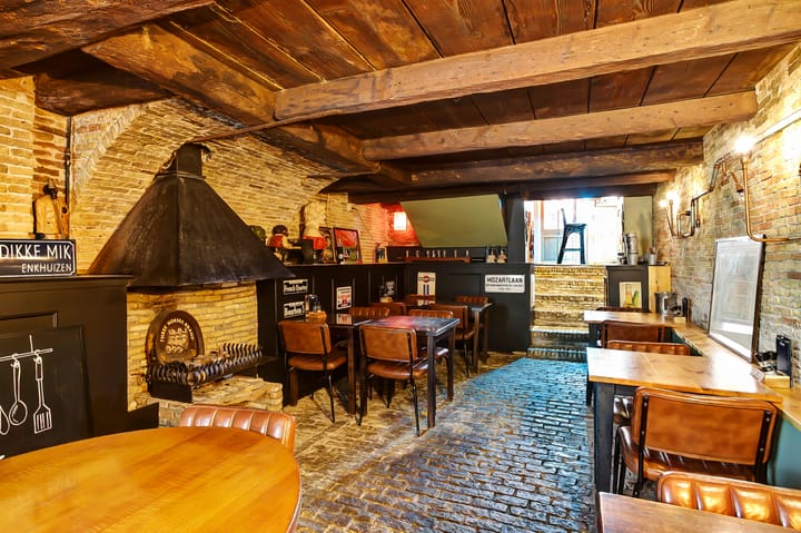 Foto 10 van H J Schimmelstraat 10