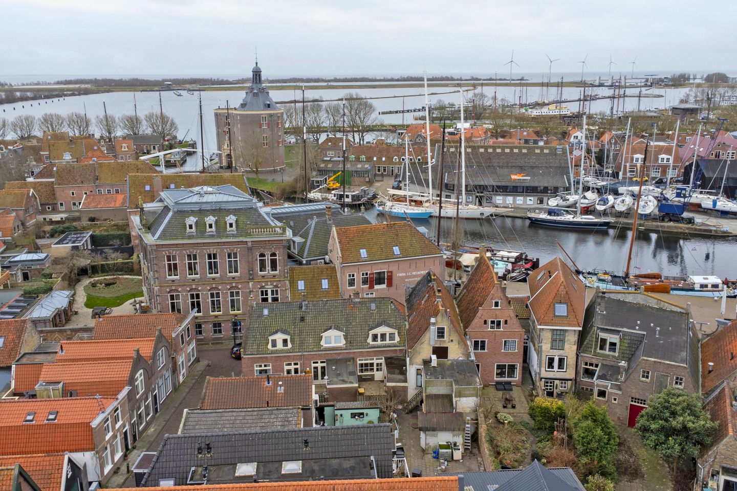 Foto 1 van H J Schimmelstraat 10