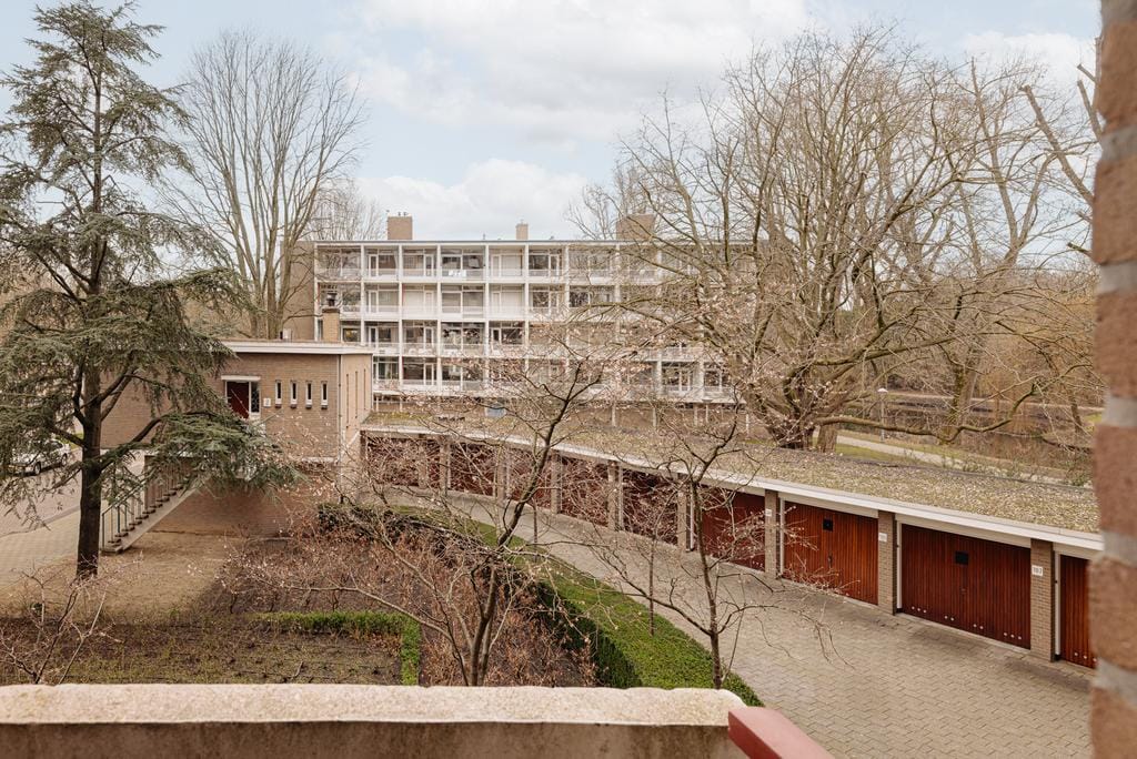 Photo 16 of Beethovenstraat 205