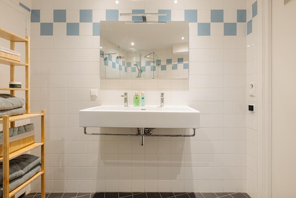 Photo 25 of Beethovenstraat 205