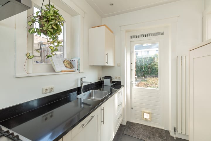 Foto 15 van Simon Stevinweg 90