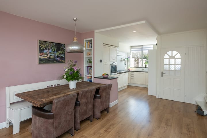 Foto 9 van De Genestetstraat 64