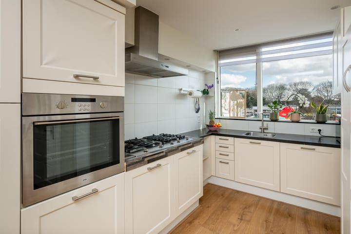 Foto 11 van De Genestetstraat 64