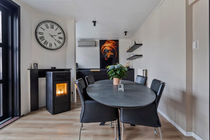 Foto 27 van Hoofdstraat 64