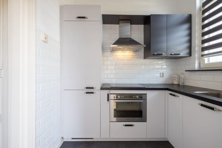 Photo 13 of Gerard Scholtenstraat 35-A