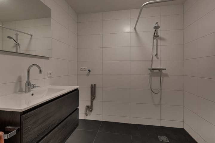 Foto 9 van Kerkplein 11