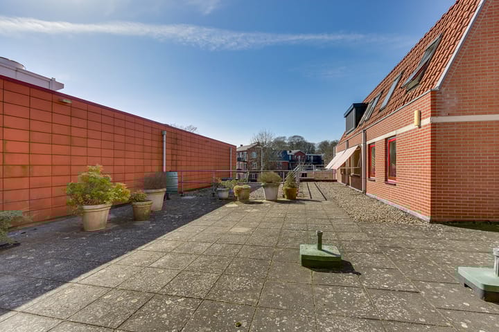 Foto 20 van Kerkplein 11