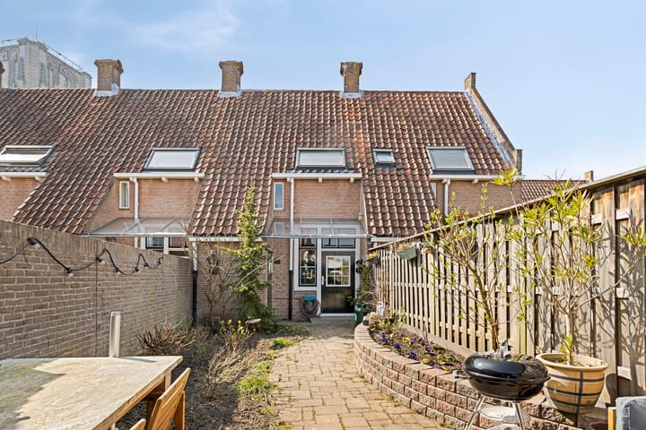 Foto 20 van Molenstraat 8