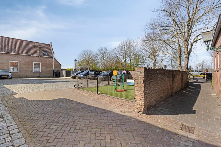 Foto 29 van Molenstraat 8