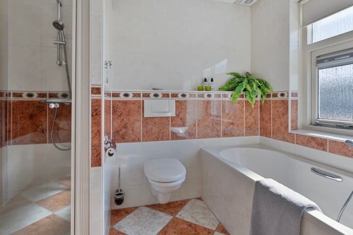 Foto 27 van Cornelia Schefferlaan 32