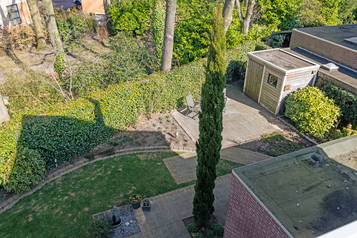 Foto 39 van Cornelia Schefferlaan 32