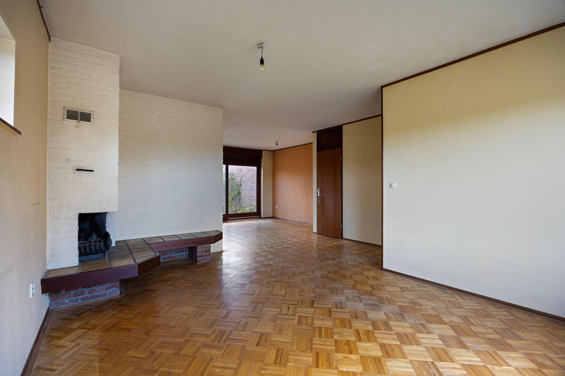 Photo 9 of Weerselosestraat 222