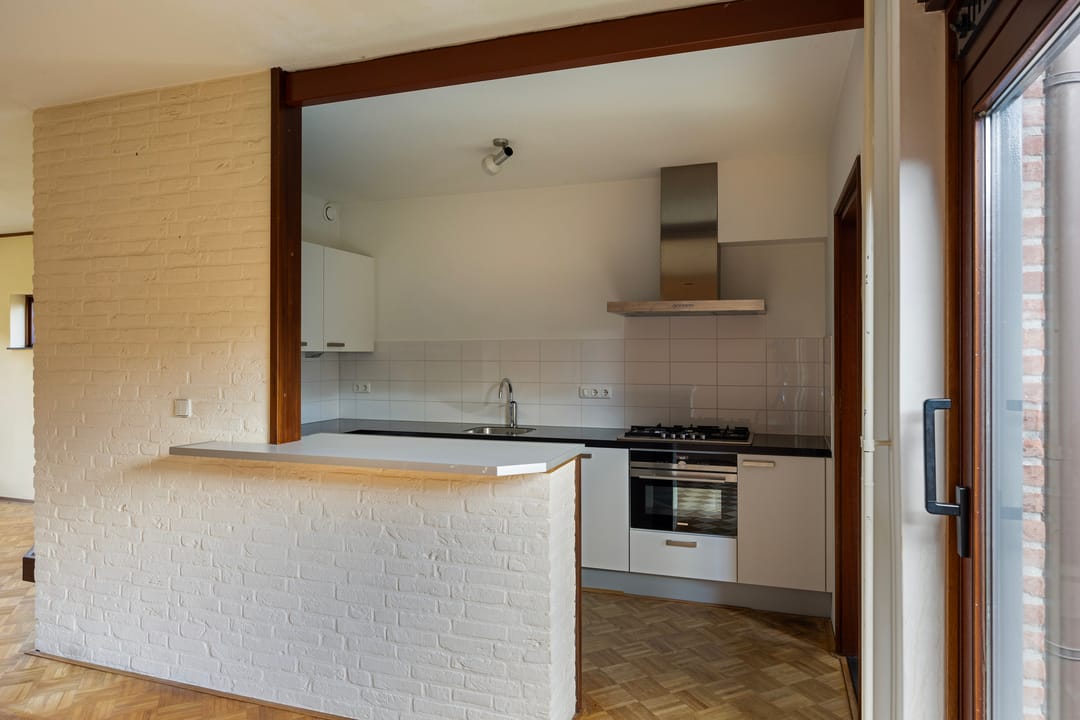 Photo 16 of Weerselosestraat 222