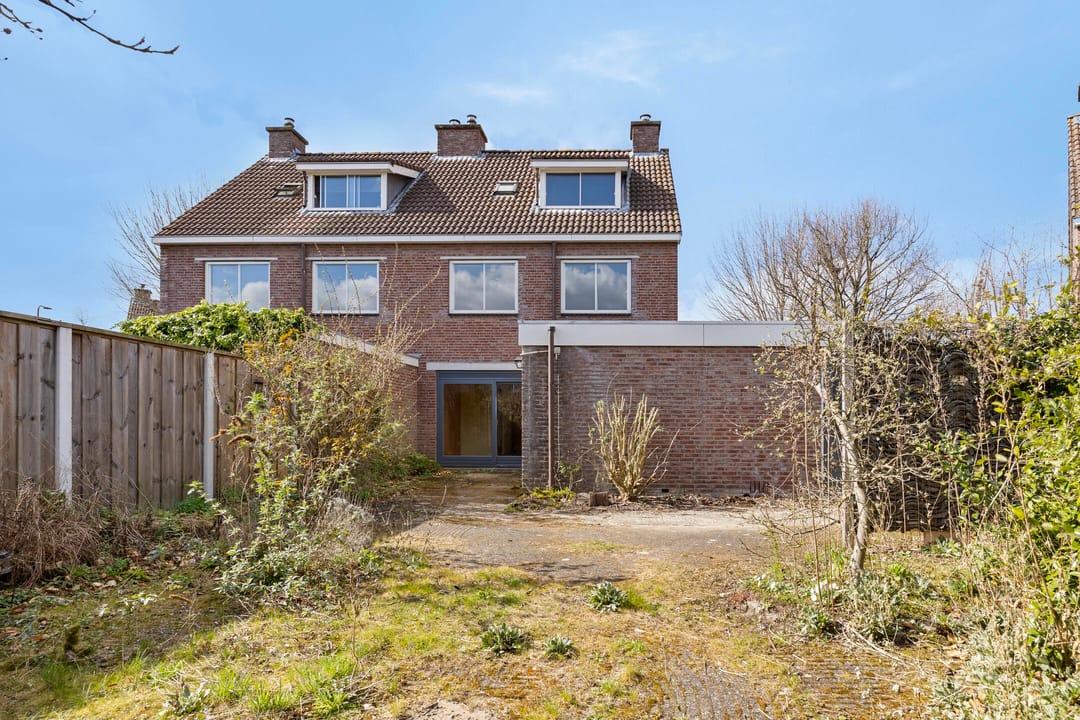 Photo 41 of Weerselosestraat 222