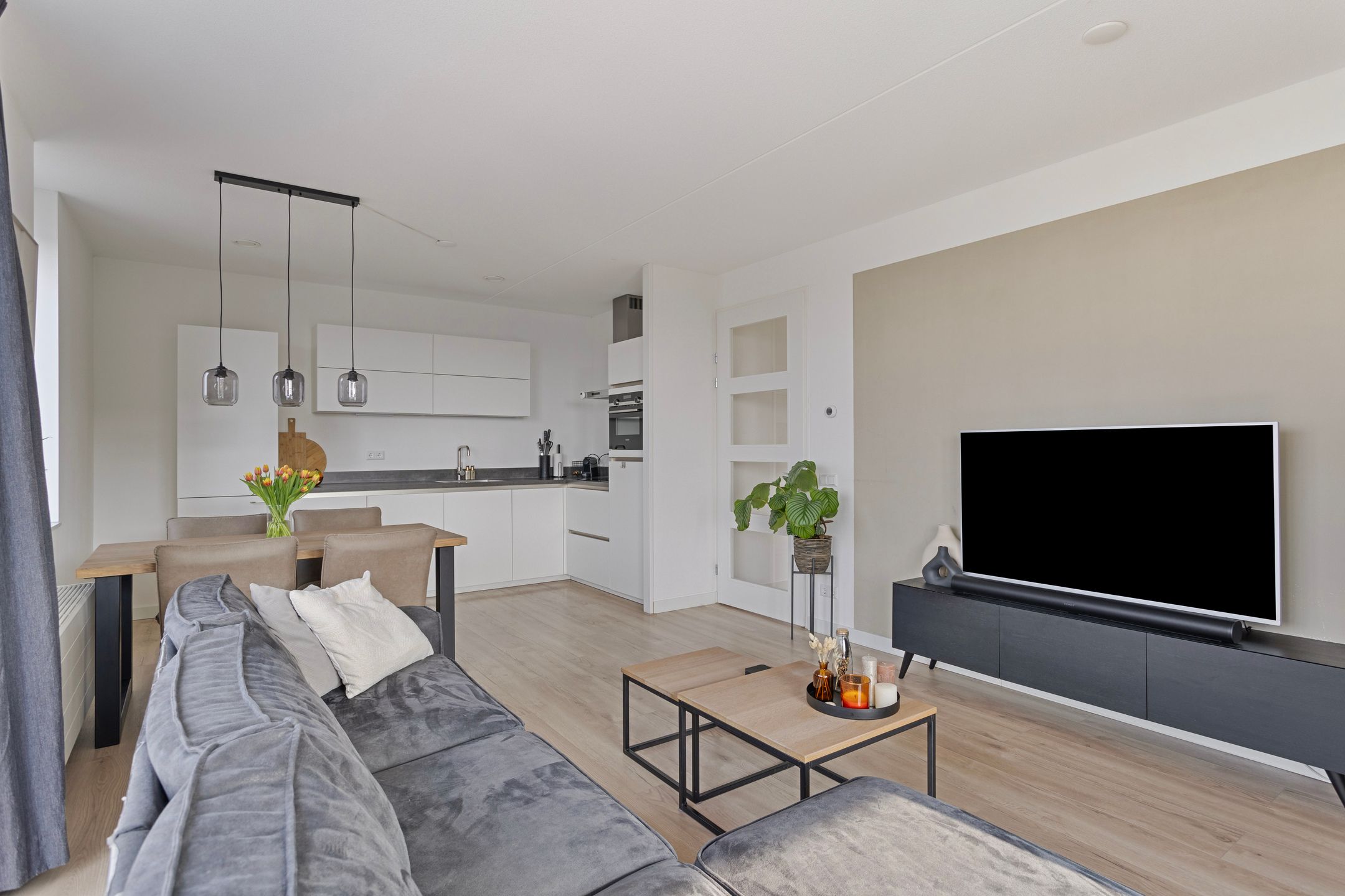 Foto 9 van Ambonstraat 154