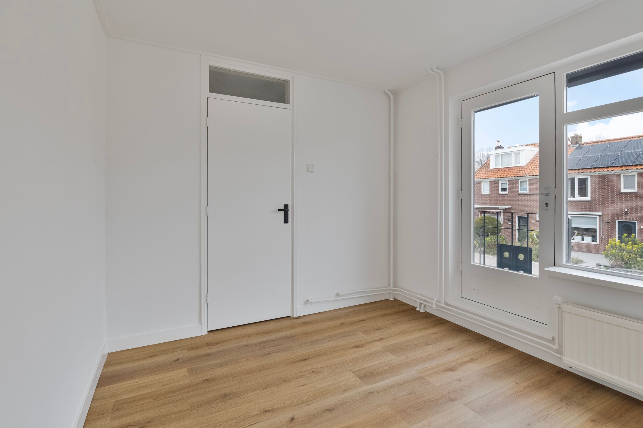 Photo 15 of Johannes Poststraat 12