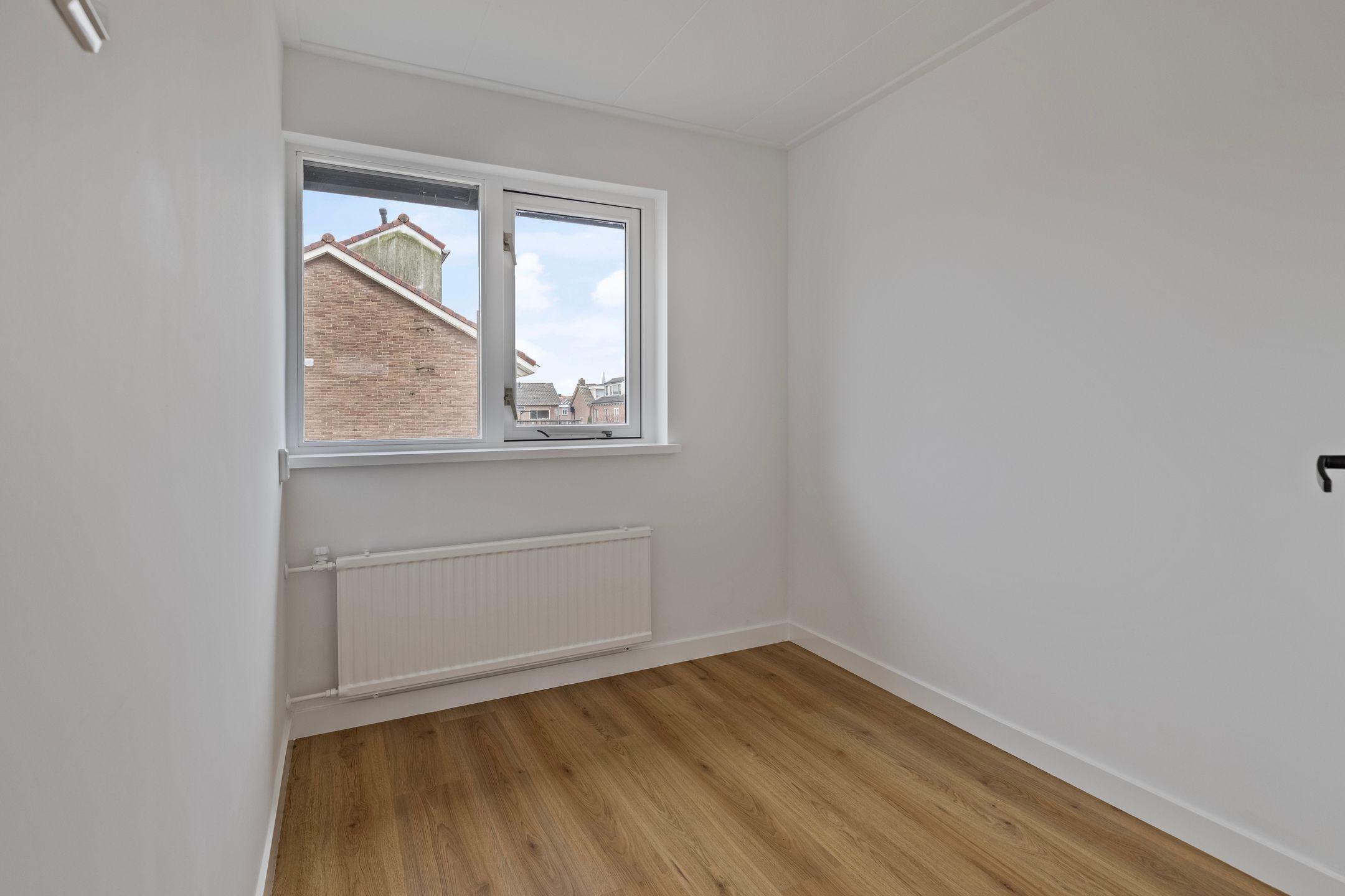 Photo 12 of Johannes Poststraat 12