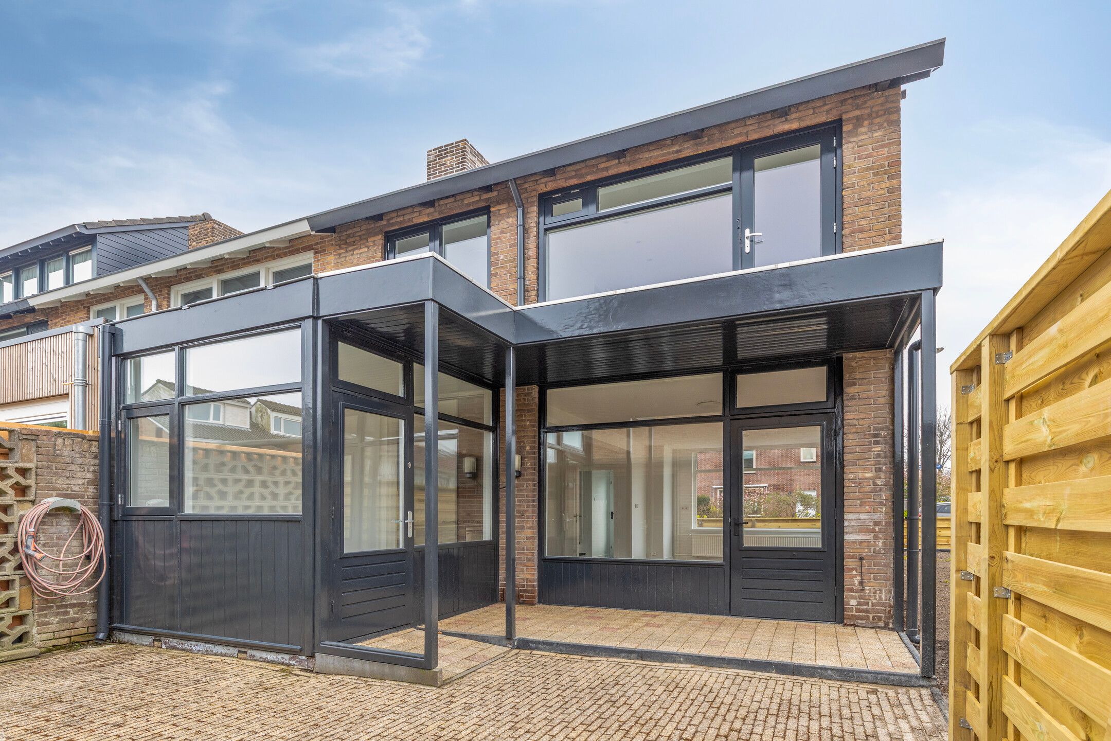 Photo 21 of Johannes Poststraat 12