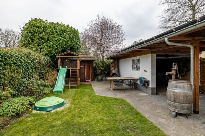 Foto 43 van Merelweg 13