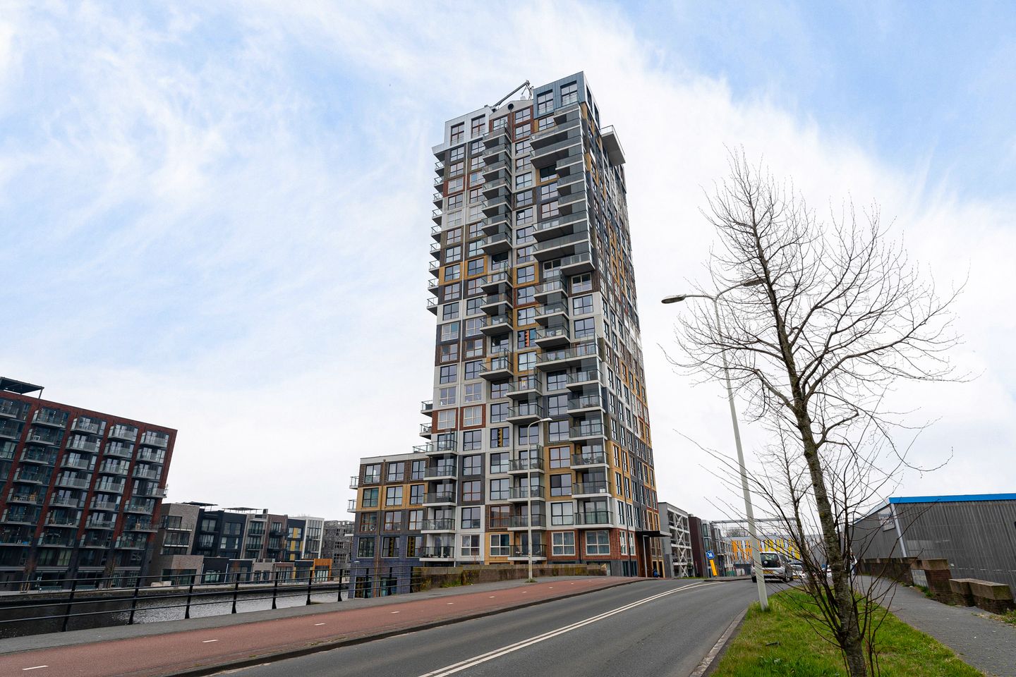 Foto 1 van Waldorpstraat 1574