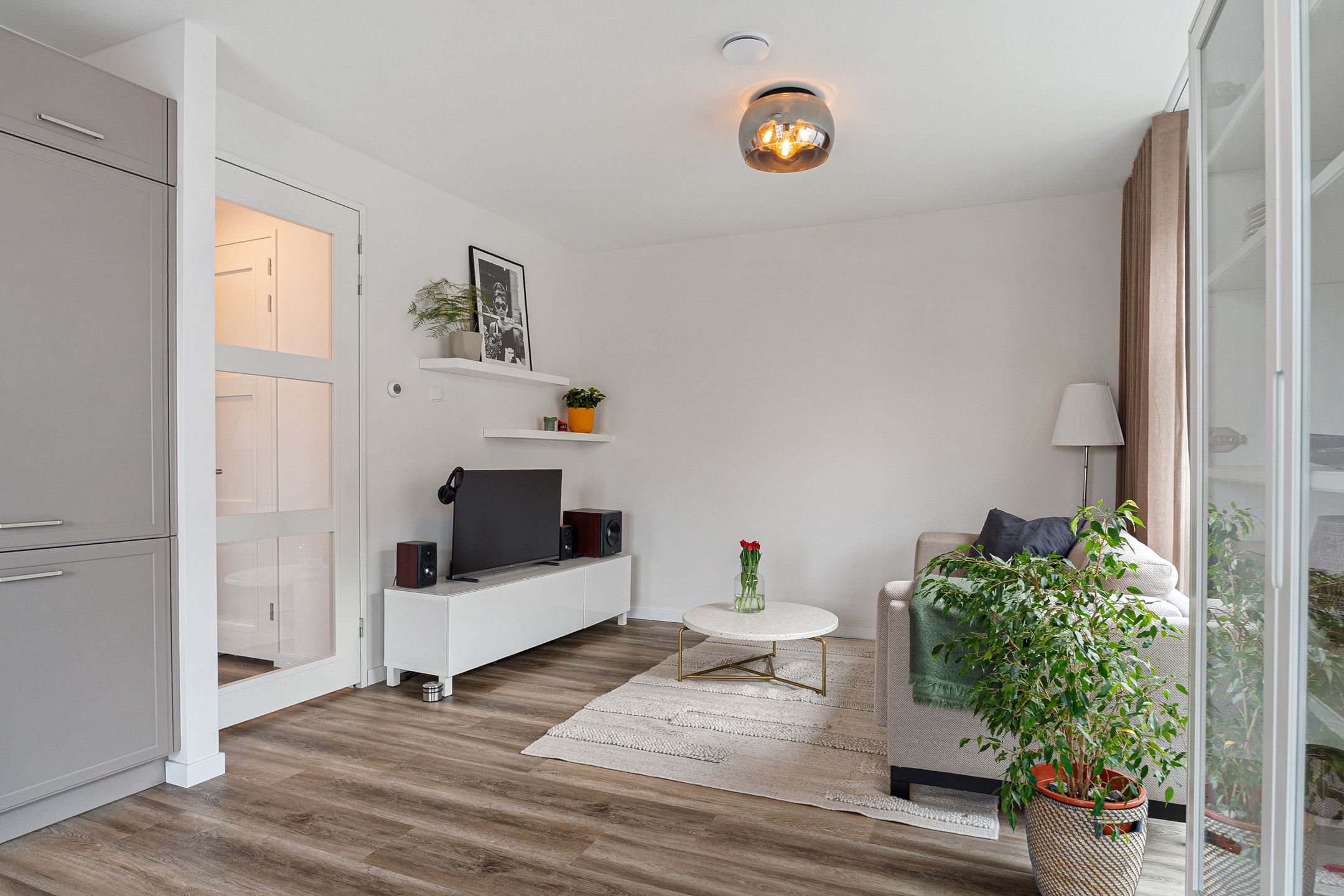 Foto 18 van Waldorpstraat 1574