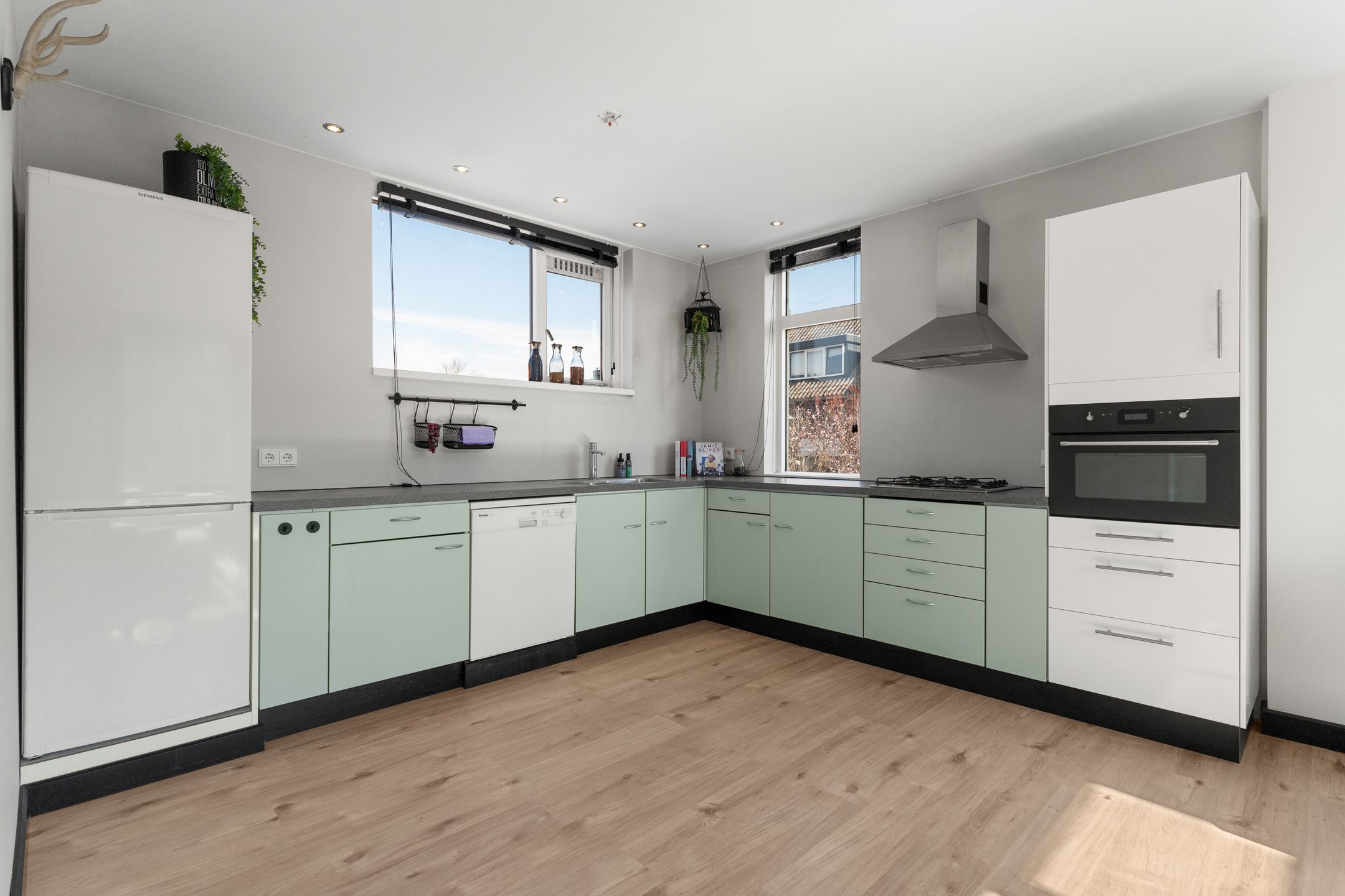 Foto 3 van Aart van der Neerweg 63