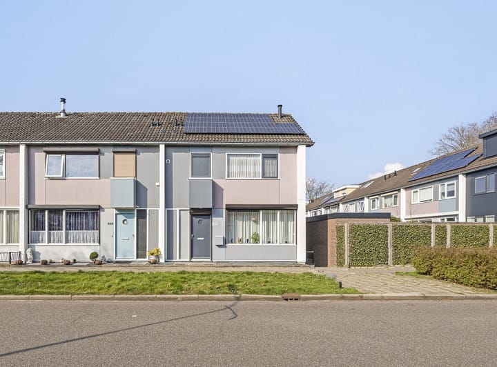 Foto 1 van Heilige Stoel 3826