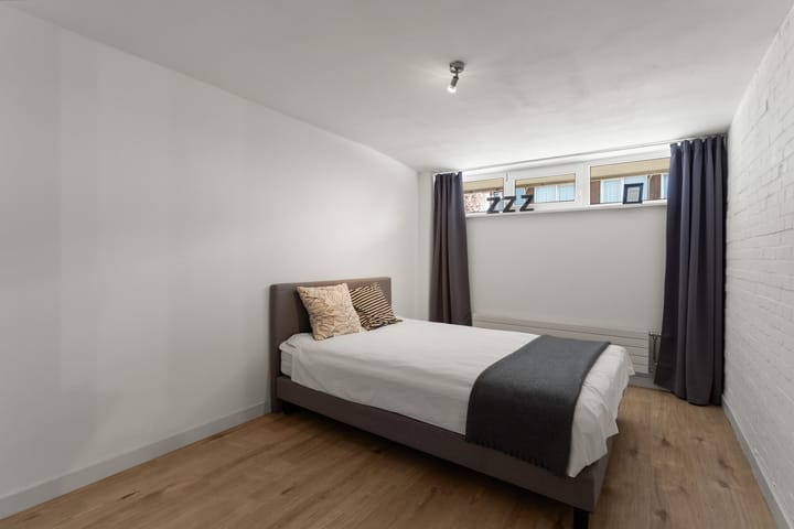 Foto 25 van Aart van der Neerweg 63