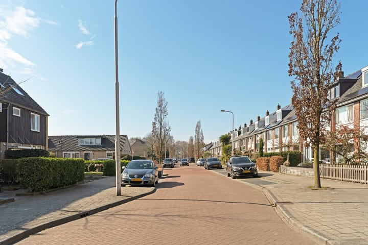 Foto 33 van Aart van der Neerweg 63