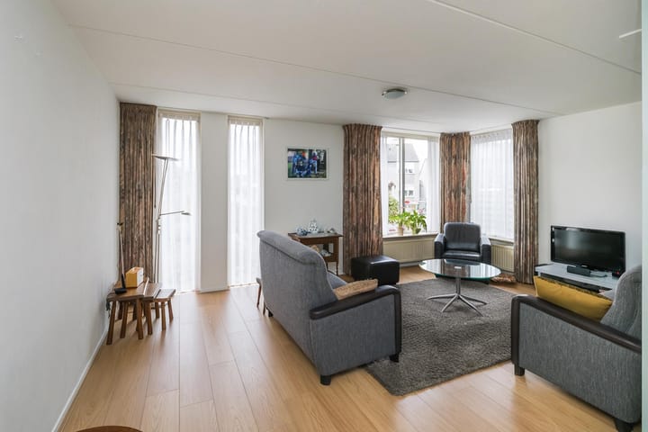 Foto 9 van Pietje Baltusstraat 10