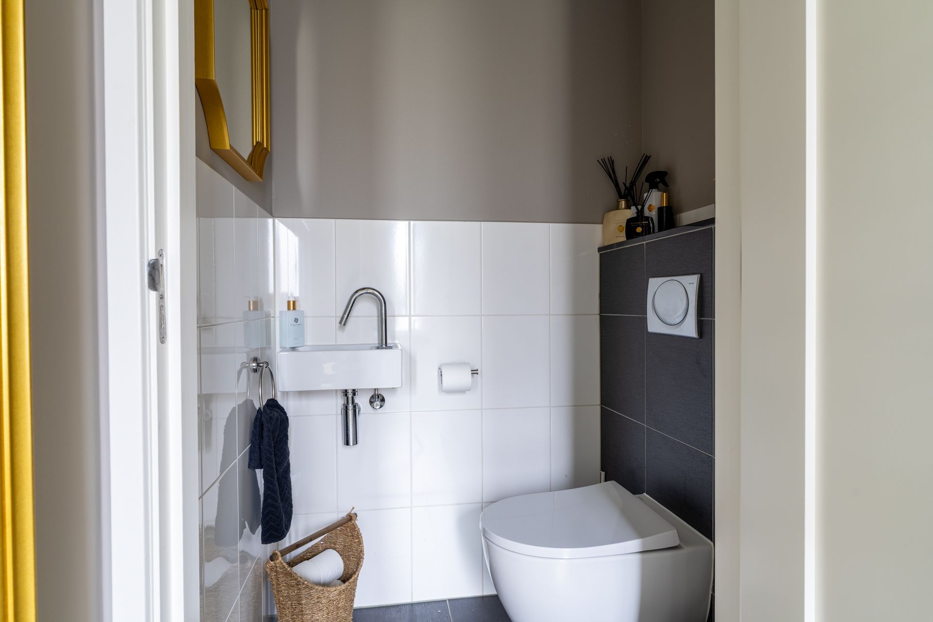 Photo 9 of Anton van Duinkerkenstraat 5