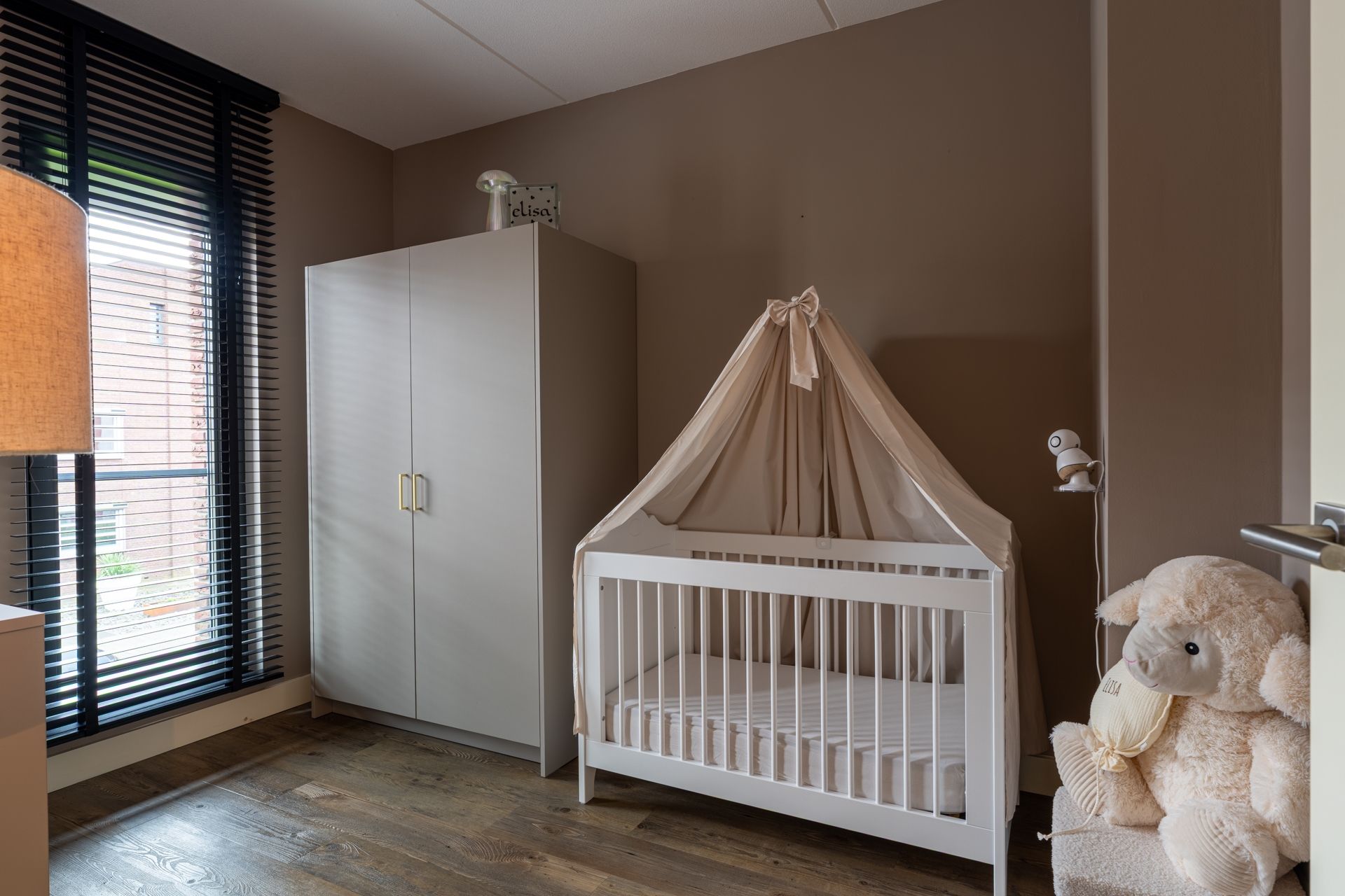 Photo 24 of Anton van Duinkerkenstraat 5