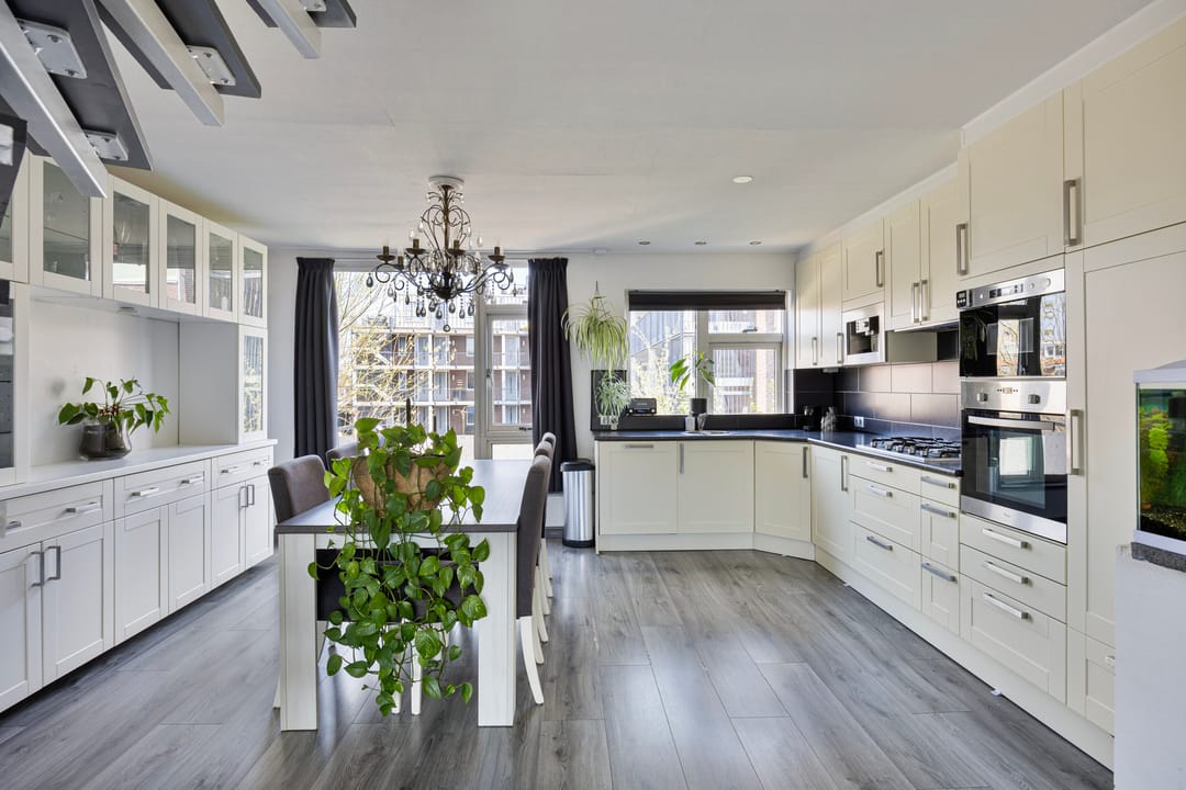 Foto 2 van Witte de Withstraat 8