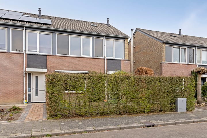 Photo 3 of Piet Heinstraat 26