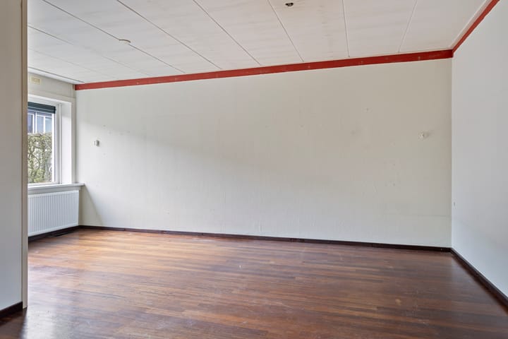 Photo 5 of Piet Heinstraat 26