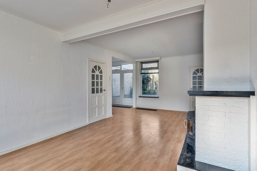 Photo 8 of Helfrichstraat 4