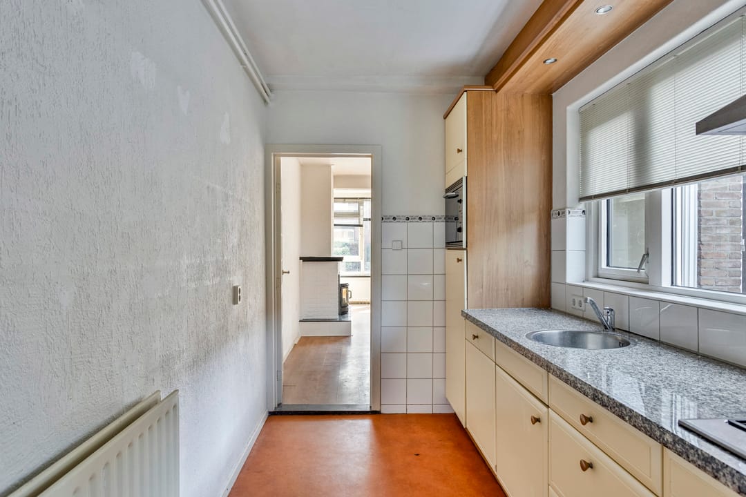 Photo 13 of Helfrichstraat 4