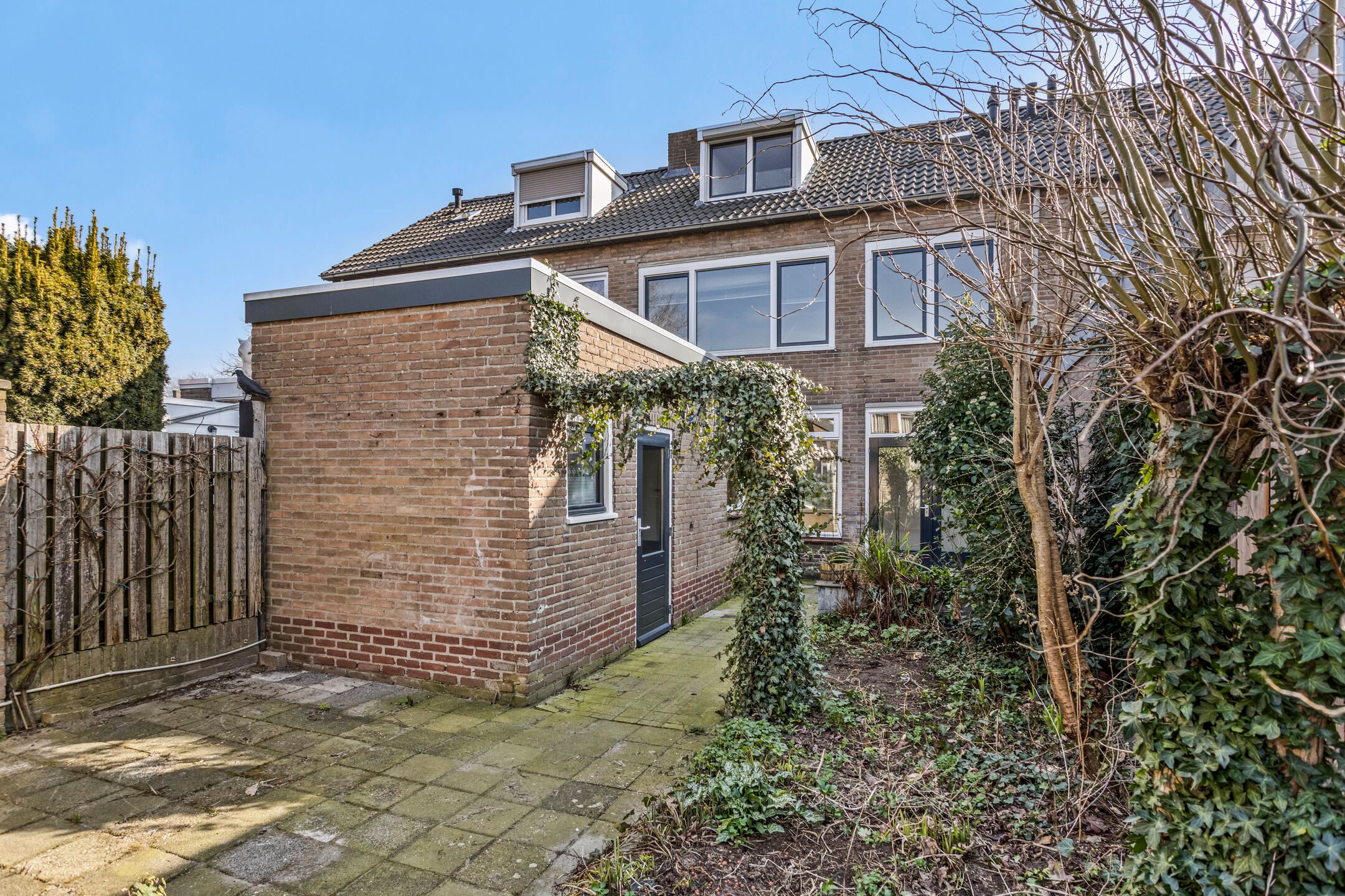 Photo 30 of Helfrichstraat 4