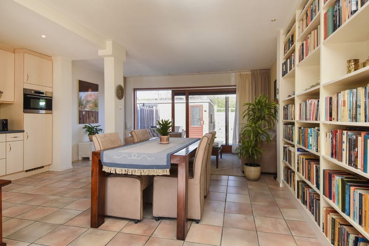 Foto 10 van Pluvierstraat 13