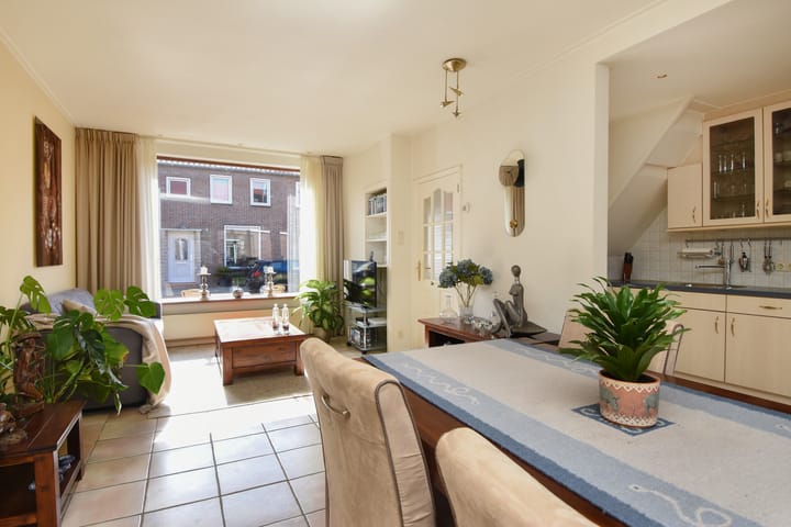 Foto 11 van Pluvierstraat 13