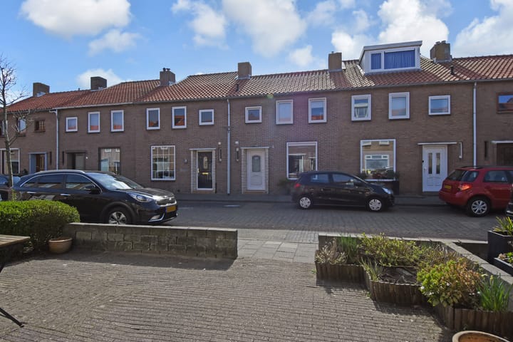 Foto 43 van Pluvierstraat 13