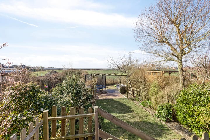 Foto 27 van Burg A P vd Blinkln 36