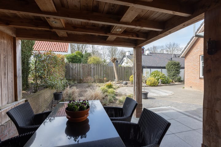 Foto 2 van Barmentloo 48